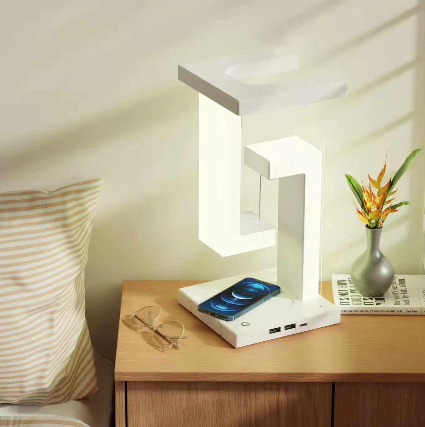 Magnetic Levitation Wireless Charging Lamp - Floating LED Desk Light