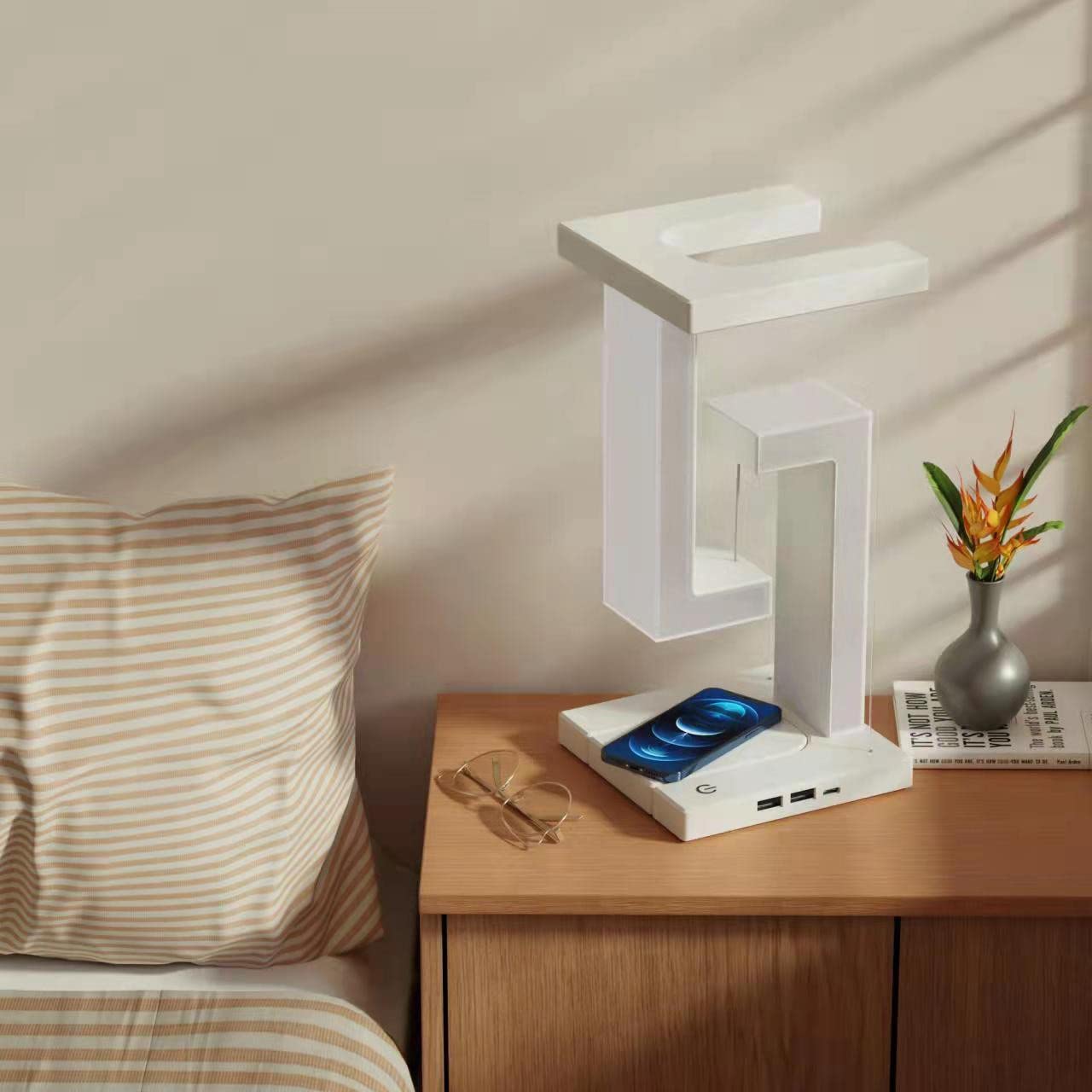 Magnetic Levitation Wireless Charging Lamp - Floating LED Desk Light